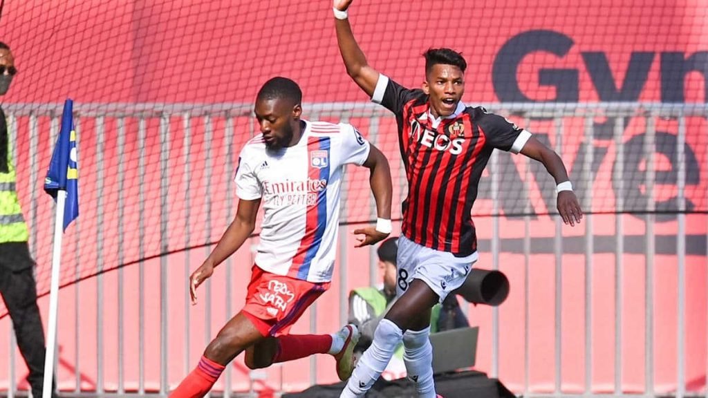 youcef atal Nice 3 vs Lyon duel jmg