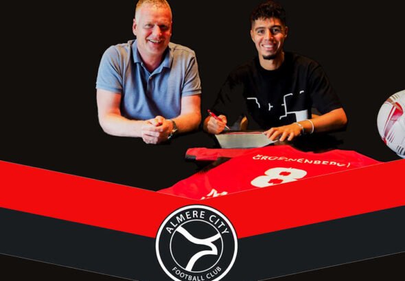 Anas Tahiri academicien jmg signe avec almere City FC